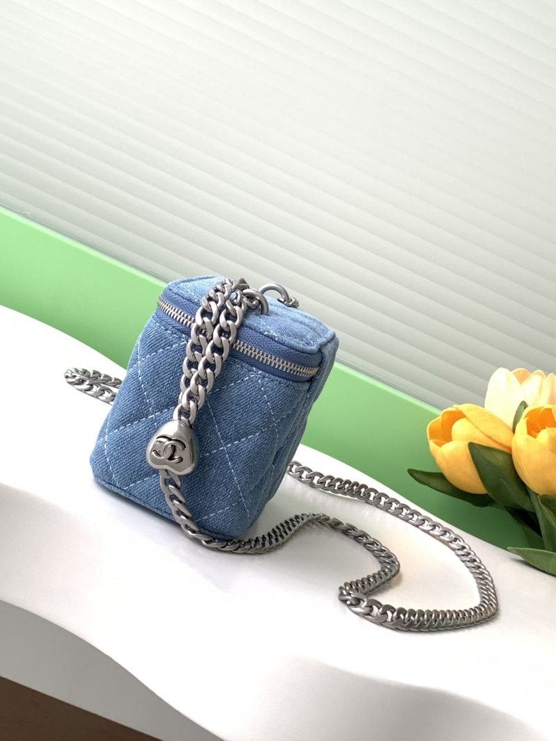Ch**el cosmetic bags